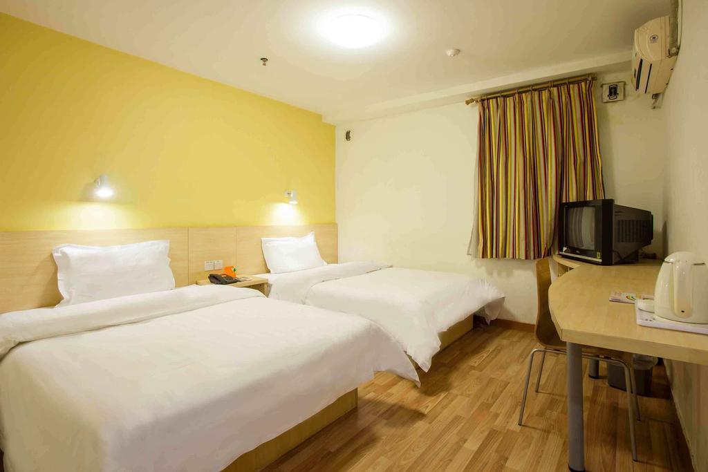 7Days Inn Lanzhou Yongchang Road Номер фото